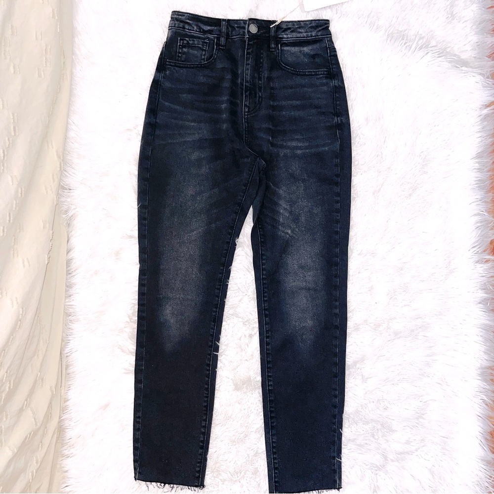 SOLD MERCARI *HP* Stradivarius STR Washed Black Slim Mom Jeans - Picture 1 of 12